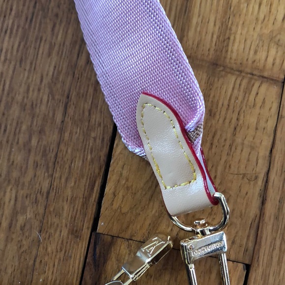 Adjustable wide pink fashion replacement strap - Picture 10 of 12